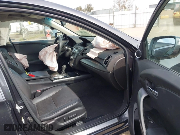 2013 Acura RDX Tech Pkg with VIN 5J8TB3H50DL018710, listed as a IAAI auction lot 41738673 with 115,629 mi miles. Bid and sale history available at carsss.com. Image 5.