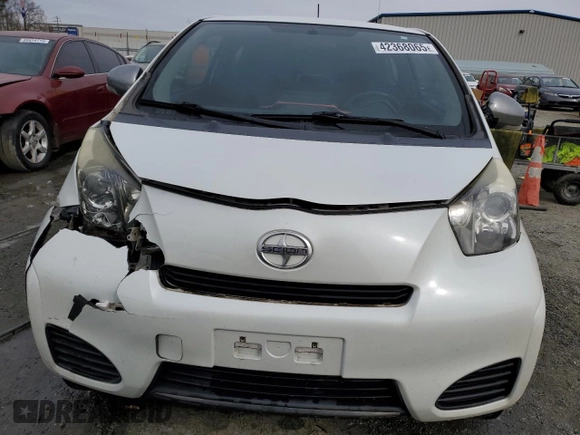 2012 Scion iQ with VIN JTNJJXB0XCJ011508, listed as a Copart auction lot 42368065 with 161,965 mi miles and Salvage title. Bid and sale history available at DreamBid. Image 5.
