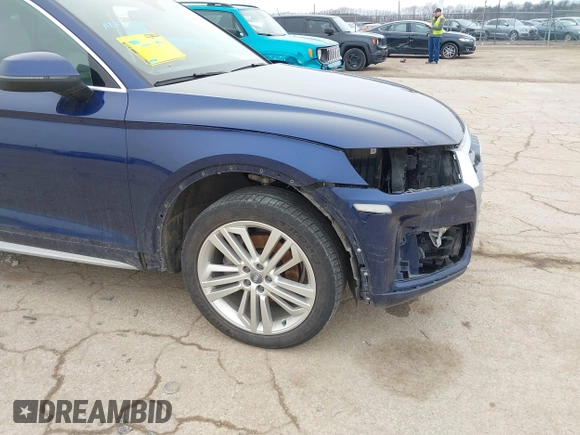 2018 Audi Q5 Prestige with VIN WA1CNAFY2J2062744, listed as a IAAI auction lot 41401459 with 126,097 mi miles. Bid and sale history available at carsss.com. Image 18.