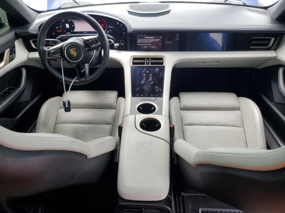 2020 Porsche Taycan 4S with VIN WP0AB2Y12LSA52507, listed as a Copart auction lot 66134965 with 32,980 mi miles and Clean title. Bid and sale history available at DreamBid. Image 8.