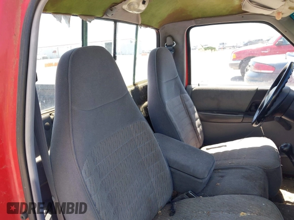 1993 Ford Ranger Splash с VIN 1FTCR10A8PPB16761, выставлен на аукционе IAAI как лот 42615028 с пробегом 56 610 миль миль и . История ставок и продаж доступна на DreamBid. Изображение 8.
