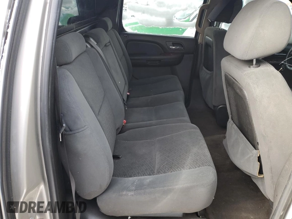 2008 Chevrolet Avalanche 2LT with VIN 3GNFK12398G225050, listed as a Copart auction lot 45964045 with 301,687 mi miles and Clean title. Bid and sale history available at DreamBid. Image 10.