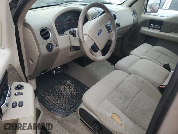 2004 Ford F-150 XL with VIN 1FTRF14544NB37582, listed as a Copart auction lot 84942244 with 280,603 mi miles and Clean Title. Bid and sale history available at DreamBid. Image 8.