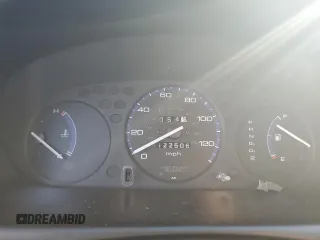 2000 Honda Civic z VIN 1HGEN1647YL000564, wystawiony jako Copart lot #45484615 z przebiegiem 122 506 mil mil oraz Szkoda całkowita • Salvage title. Historia ofert i sprzedaży dostępna na DreamBid. Obrazek 9.