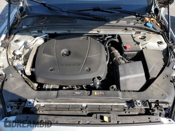 2019 Volvo S60 Momentum with VIN 7JR102FK8KG001031, listed as a Copart auction lot 44805915 with 34,688 mi miles and Salvage Title. Bid and sale history available at carsss.com. Image 11.