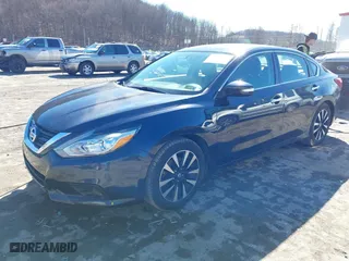 2018 Nissan Altima 2.5 S with VIN 1N4AL3APXJC236055, listed as a IAAI auction lot 41697734 with 113,240 mi miles. Bid and sale history available at carsss.com. Image 17.