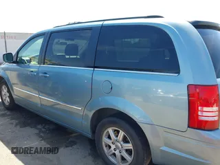 2010 Chrysler Town & Country Touring with VIN 2A4RR5D15AR278293, listed as a IAAI auction lot 41992405 with 125,529 mi miles. Bid and sale history available at carsss.com. Image 15.