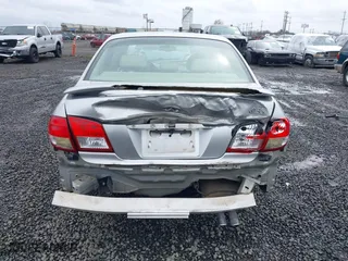 2002 Infiniti I35 Luxury with VIN JNKDA31A22T005398, listed as a IAAI auction lot 41818757 with 165,228 mi miles. Bid and sale history available at carsss.com. Image 16.
