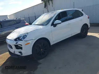 2017 Porsche Cayenne with VIN WP1AA2A26HKA91514, listed as a IAAI auction lot 41484197 with 110,212 mi miles. Bid and sale history available at carsss.com. Image 17.