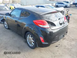 2013 Hyundai Veloster w/Gray Int with VIN KMHTC6AD1DU141372, listed as a IAAI auction lot 41349170 with 1 mi miles. Bid and sale history available at carsss.com. Image 3.