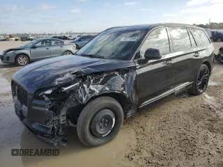 2023 Lincoln Aviator Reserve z VIN 5LM5J7XC0PGL11014, wystawiony jako Copart lot #48713395 z przebiegiem 22 808 mil mil oraz Szkoda całkowita • Salvage title. Historia ofert i sprzedaży dostępna na DreamBid. Obrazek 1.