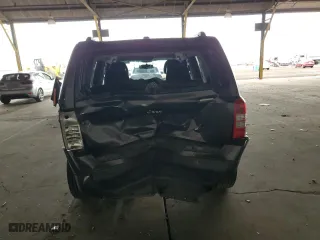 2017 Jeep Patriot Sport with VIN 1C4NJPBBXHD131757, listed as a Copart auction lot 48028335 with 138,248 mi miles and Salvage Title. Bid and sale history available at carsss.com. Image 6.