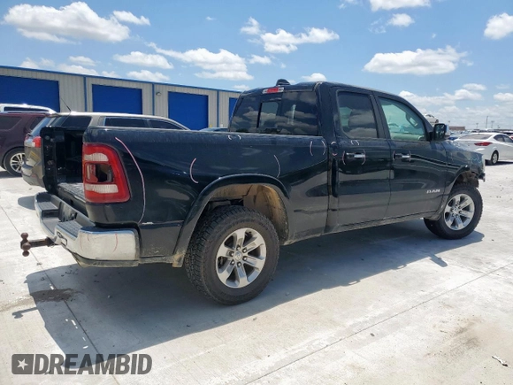 2020 Ram 1500 Laramie z VIN 1C6RREDT7LN306139, wystawiony jako Copart lot #62704995 z przebiegiem 118 657 mil mil oraz Szkoda całkowita • Salvage title. Historia ofert i sprzedaży dostępna na DreamBid. Obrazek 3.