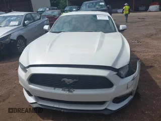 2017 Ford Mustang V6 z VIN 1FA6P8AM7H5219578, wystawiony jako IAAI lot #42611202 z przebiegiem 95 099 mil mil oraz . Historia ofert i sprzedaży dostępna na DreamBid. Obrazek 12.