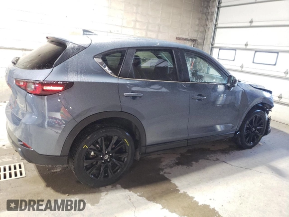 2024 Mazda CX-5 S Carbon Edition z VIN JM3KFBCL2R0528359, wystawiony jako Copart lot #58007515 z przebiegiem 20 743 mil mil oraz Tytuł czysty. Historia ofert i sprzedaży dostępna na DreamBid. Obrazek 3.
