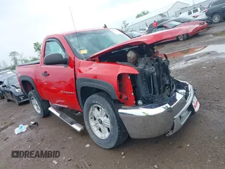 2013 Chevrolet Silverado 1500 LT with VIN 1GCNKSE07DZ108797, listed as a IAAI auction lot 42137251 with Not Provided miles and . Bid and sale history available at DreamBid. Image 1.