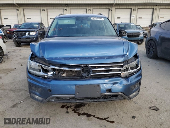 2018 Volkswagen Tiguan S z VIN 3VV1B7AX4JM013112, wystawiony jako Copart lot #47568385 z przebiegiem 95 576 mil mil oraz Szkoda całkowita • Salvage title. Historia ofert i sprzedaży dostępna na DreamBid. Obrazek 5.