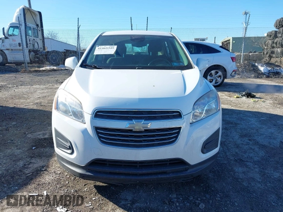 2015 Chevrolet Trax LS with VIN KL7CJKSB8FB113628, listed as a IAAI auction lot 41465345 with 89,245 mi miles. Bid and sale history available at carsss.com. Image 11.