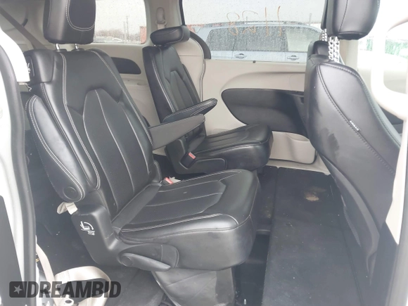 2023 Chrysler Pacifica Touring L with VIN 2C4RC1BG6PR520945, listed as a IAAI auction lot 41591128 with 70,351 mi miles and . Bid and sale history available at DreamBid. Image 8.