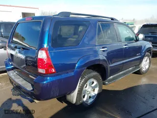 2007 Toyota 4Runner SR5 with VIN JTEBU14R778105329, listed as a IAAI auction lot 41661748 with 283,172 mi miles. Bid and sale history available at carsss.com. Image 4.