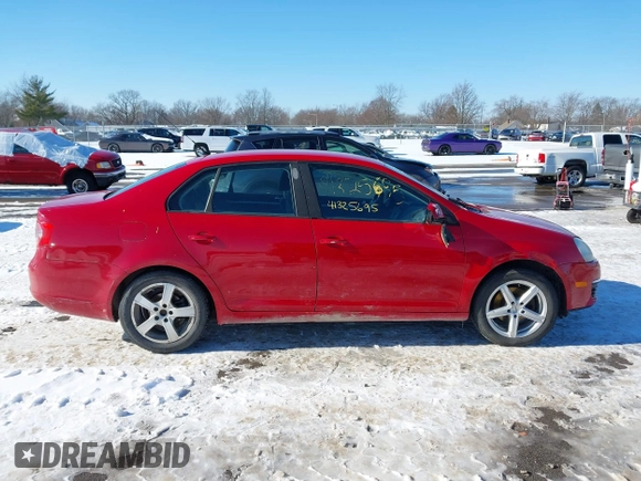 2007 Volkswagen Jetta 2.5 с VIN 3VWPF71K47M085161, выставлен на аукционе IAAI как лот 41325695 с пробегом 130 674 миль миль и . История ставок и продаж доступна на DreamBid. Изображение 13.