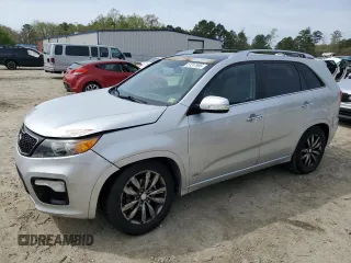 2013 Kia Sorento SX with VIN 5XYKWDA25DG317917, listed as a Copart auction lot 51317955 with 160,673 mi miles and Salvage Title. Bid and sale history available at carsss.com. Image 1.