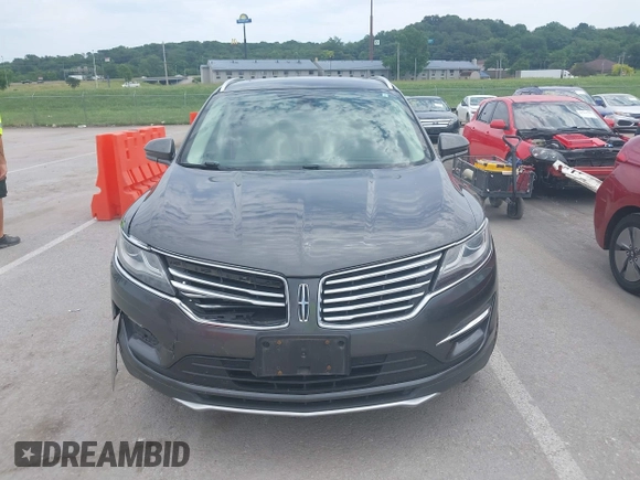 2017 Lincoln MKC Reserve с VIN 5LMCJ3D97HUL24869, выставлен на аукционе IAAI как лот 42561431 с пробегом 93 836 миль миль и . История ставок и продаж доступна на DreamBid. Изображение 12.