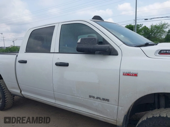 2022 Ram 2500 Tradesman with VIN 3C6UR5CJXNG204016, listed as a IAAI auction lot 42146186 with 105,216 mi miles. Bid and sale history available at carsss.com. Image 13.