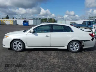 2011 Toyota Avalon with VIN 4T1BK3DB4BU371508, listed as a IAAI auction lot 41916559 with 203,667 mi miles and . Bid and sale history available at carsss.com. Image 14.