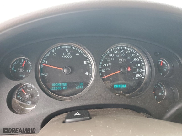 2013 Chevrolet Avalanche LTZ with VIN 3GNTKGE78DG317989, listed as a Copart auction lot 49081065 with 122,696 mi miles and Salvage Title. Bid and sale history available at carsss.com. Image 9.