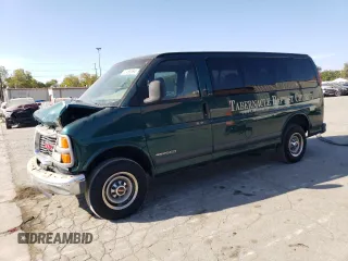 1997 GMC Savana with VIN 1GJGG25R1V1073885, listed as a Copart auction lot 72458594 with 189,209 mi miles and Salvage Title. Bid and sale history available at carsss.com. Image 1.