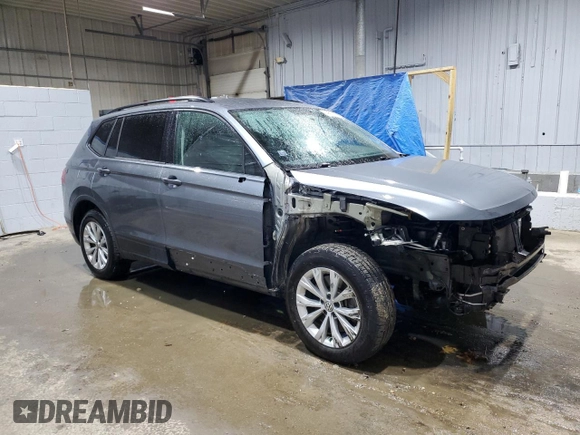 2019 Volkswagen Tiguan S z VIN 3VV0B7AX4KM026679, wystawiony jako Copart lot #49589295 z przebiegiem 80 971 mil mil oraz Szkoda całkowita • Salvage title. Historia ofert i sprzedaży dostępna na DreamBid. Obrazek 4.