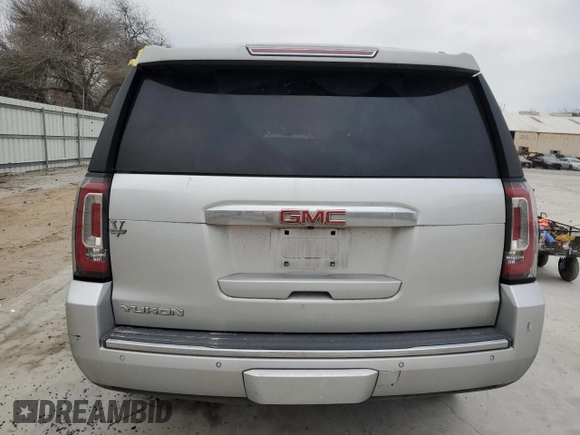 2020 GMC Yukon Denali with VIN 1GKS1CKJ5LR294058, listed as a Copart auction lot 43820805 with 138,651 mi miles and Salvage Title. Bid and sale history available at carsss.com. Image 6.