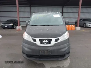 2015 Nissan NV200 S z VIN 3N6CM0KN6FK714403, wystawiony jako IAAI lot #41705950 z przebiegiem 84 384 mil mil oraz . Historia ofert i sprzedaży dostępna na DreamBid. Obrazek 12.