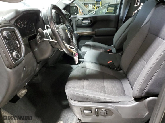 2020 Chevrolet Silverado 1500 LT with VIN 3GCUYDED8LG410672, listed as a Copart auction lot 53932215 with 170,476 mi miles and Salvage Title. Bid and sale history available at carsss.com. Image 7.