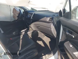2016 Honda Pilot Elite with VIN 5FNYF6H05GB019292, listed as a IAAI auction lot 41668830 with 170,718 mi miles. Bid and sale history available at carsss.com. Image 5.
