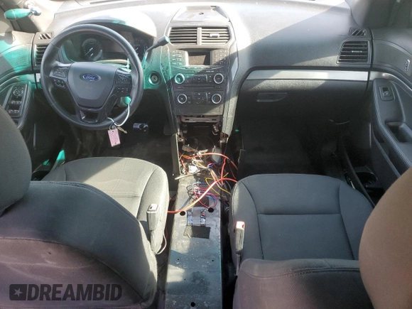 2017 Ford Police Interceptor Utility z VIN 1FM5K8AR0HGC25724, wystawiony jako Copart lot #43608095 z przebiegiem Nie podano mil oraz Szkody całkowita. Historia ofert i sprzedaży dostępna na DreamBid. Obrazek 8.
