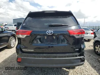 2018 Toyota Highlander LE with VIN 5TDBZRFH2JS875952, listed as a Copart auction lot 51702965 with 123,797 mi miles and Salvage title. Bid and sale history available at DreamBid. Image 6.