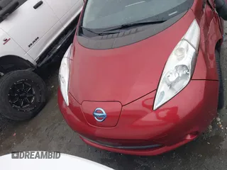 2015 Nissan LEAF S with VIN 1N4AZ0CP1FC311520, listed as a IAAI auction lot 41571630 with 58,800 mi miles. Bid and sale history available at carsss.com. Image 12.