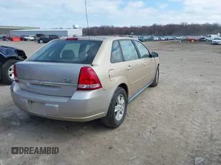 2004 Chevrolet Malibu Maxx LS z VIN 1G1ZT62824F197303, wystawiony jako IAAI lot #41890752 z przebiegiem 92 900 mil mil oraz . Historia ofert i sprzedaży dostępna na DreamBid. Obrazek 4.