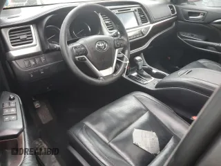 2015 Toyota Highlander Hybrid Limited with VIN 5TDDCRFH8FS009464, listed as a Copart auction lot 68091364 with 209,797 mi miles and Salvage Title. Bid and sale history available at carsss.com. Image 8.