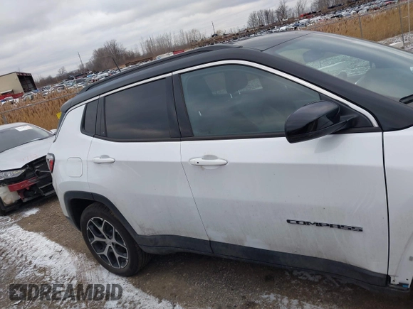 2024 Jeep Compass Limited с VIN 3C4NJDCN2RT103258, выставлен на аукционе IAAI как лот 41246086 с пробегом 3 792 миль миль и . История ставок и продаж доступна на DreamBid. Изображение 13.