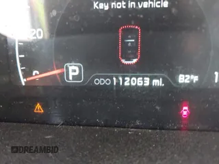 2015 Kia Cadenza Premium with VIN KNALN4D77F5177795, listed as a IAAI auction lot 42061727 with 112,063 mi miles. Bid and sale history available at carsss.com. Image 15.