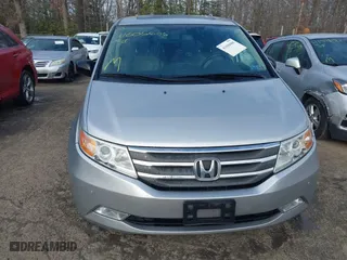 2013 Honda Odyssey Touring with VIN 5FNRL5H97DB021403, listed as a IAAI auction lot 41606606 with 223,547 mi miles. Bid and sale history available at carsss.com. Image 12.