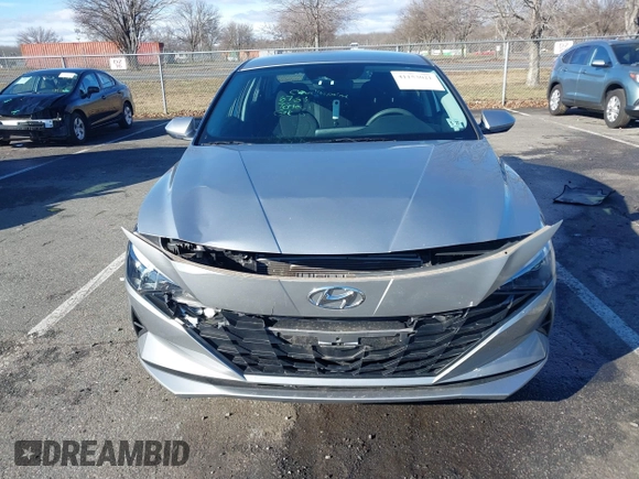 2022 Hyundai Elantra SEL with VIN 5NPLM4AG4NH081132, listed as a IAAI auction lot 41153021 with 22,705 mi miles and . Bid and sale history available at carsss.com. Image 12.