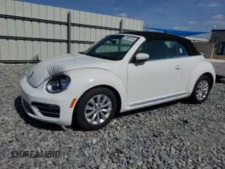 2018 Volkswagen Beetle S with VIN 3VW5DAAT7JM507532, listed as a Copart auction lot 53986135 with 32,353 mi miles and Salvage title. Bid and sale history available at DreamBid. Image 1.
