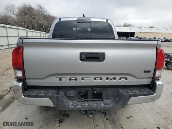 2021 Toyota Tacoma 2WD SR5 with VIN 5TFAZ5CN9MX113442, listed as a Copart auction lot 43827355 with 60,462 mi miles and Clean Title. Bid and sale history available at carsss.com. Image 6.