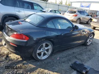 2014 BMW Z4 sDrive28i with VIN WBALL5C59EE717433, listed as a Copart auction lot 89358295 with 133,704 mi miles and Salvage Title. Bid and sale history available at carsss.com. Image 3.