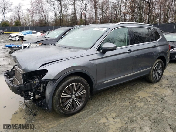 2018 Volkswagen Tiguan SEL with VIN 3VV3B7AX6JM121028, listed as a Copart auction lot 48476485 with 114,919 mi miles and Salvage Title. Bid and sale history available at carsss.com. Image 1.