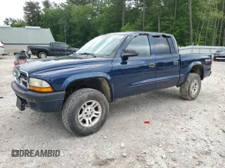 2004 Dodge Dakota Sport z VIN 1D7HG38N74S622577, wystawiony jako Copart lot #59656375 z przebiegiem 133 185 mil mil oraz Czysty tytuł • Clean title. Historia ofert i sprzedaży dostępna na DreamBid. Obrazek 1.